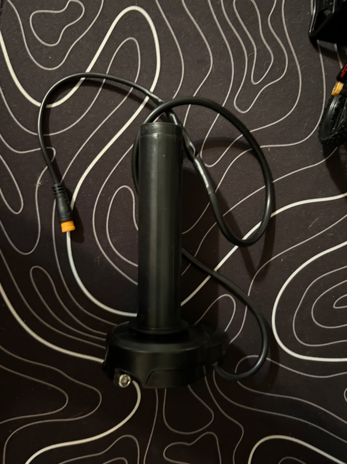 Plug N Play Surron Throttle